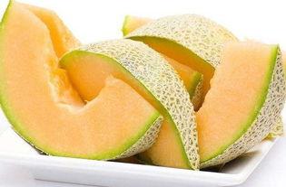 奶龙吃哈密瓜的视频,哈密瓜成新宠