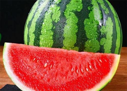 小孩吃麒麟瓜视频,甜蜜瞬间萌翻网友  第3张