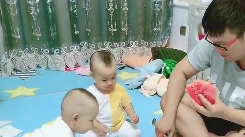 孩子搞笑吃瓜视频,小萌娃搞笑吃瓜瞬间,萌态十足引网友爆笑 第2张 孩子搞笑吃瓜视频,小萌娃搞笑吃瓜瞬间,萌态十足引网友爆笑 第2张