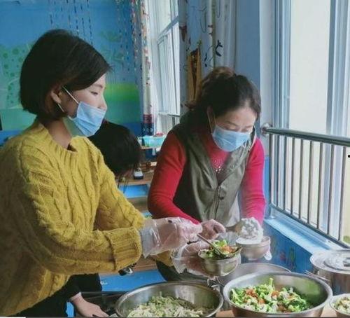 沙河幼师吃瓜视频,揭秘幼教行业背后的真相  第2张