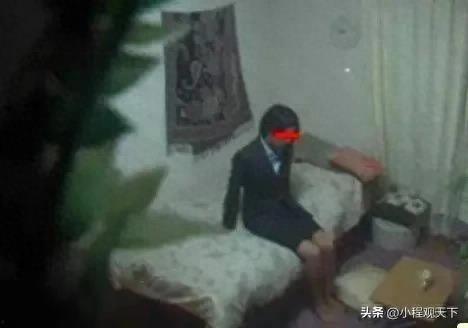 邵阳大汉吃瓜事件视频,街头冲突一幕引发网友热议 第3张 邵阳大汉吃瓜事件视频,街头冲突一幕引发网友热议 第3张