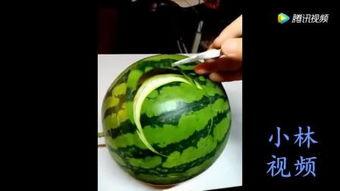 吃哈密瓜老人视频,甜蜜时光里的温馨瞬间  第2张